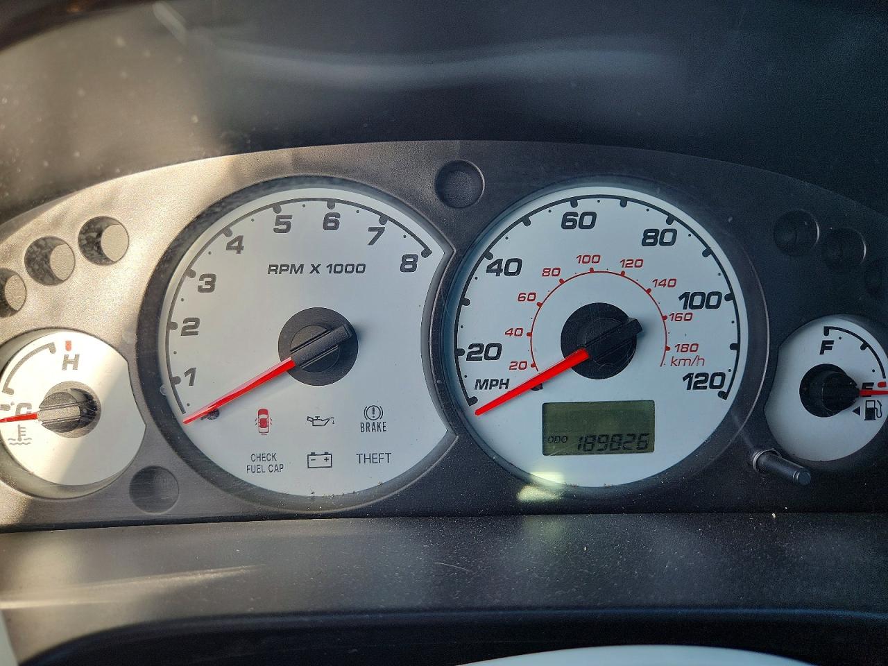 2004 FORD ESCAPE XLS photo 9