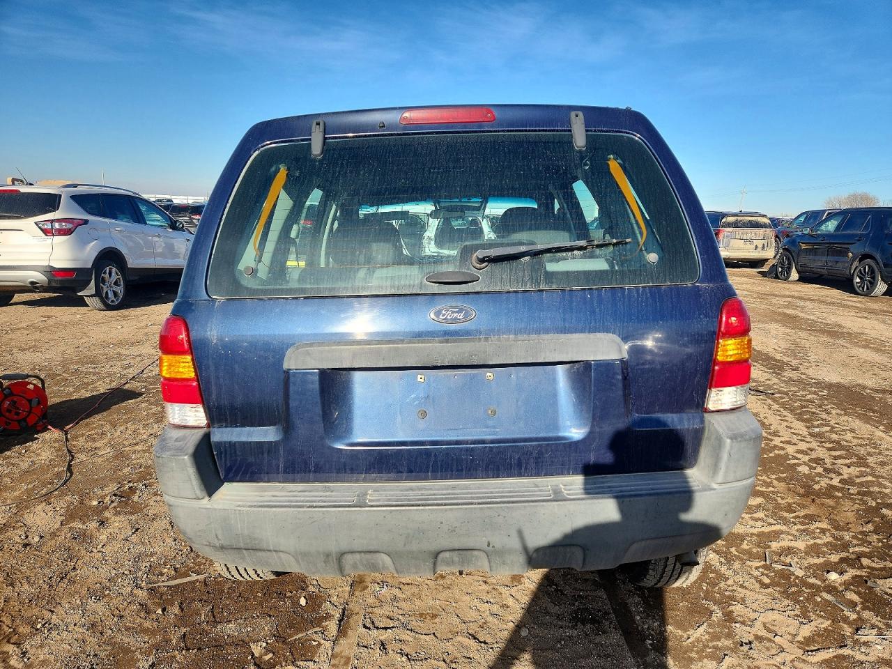 2004 FORD ESCAPE XLS photo 6