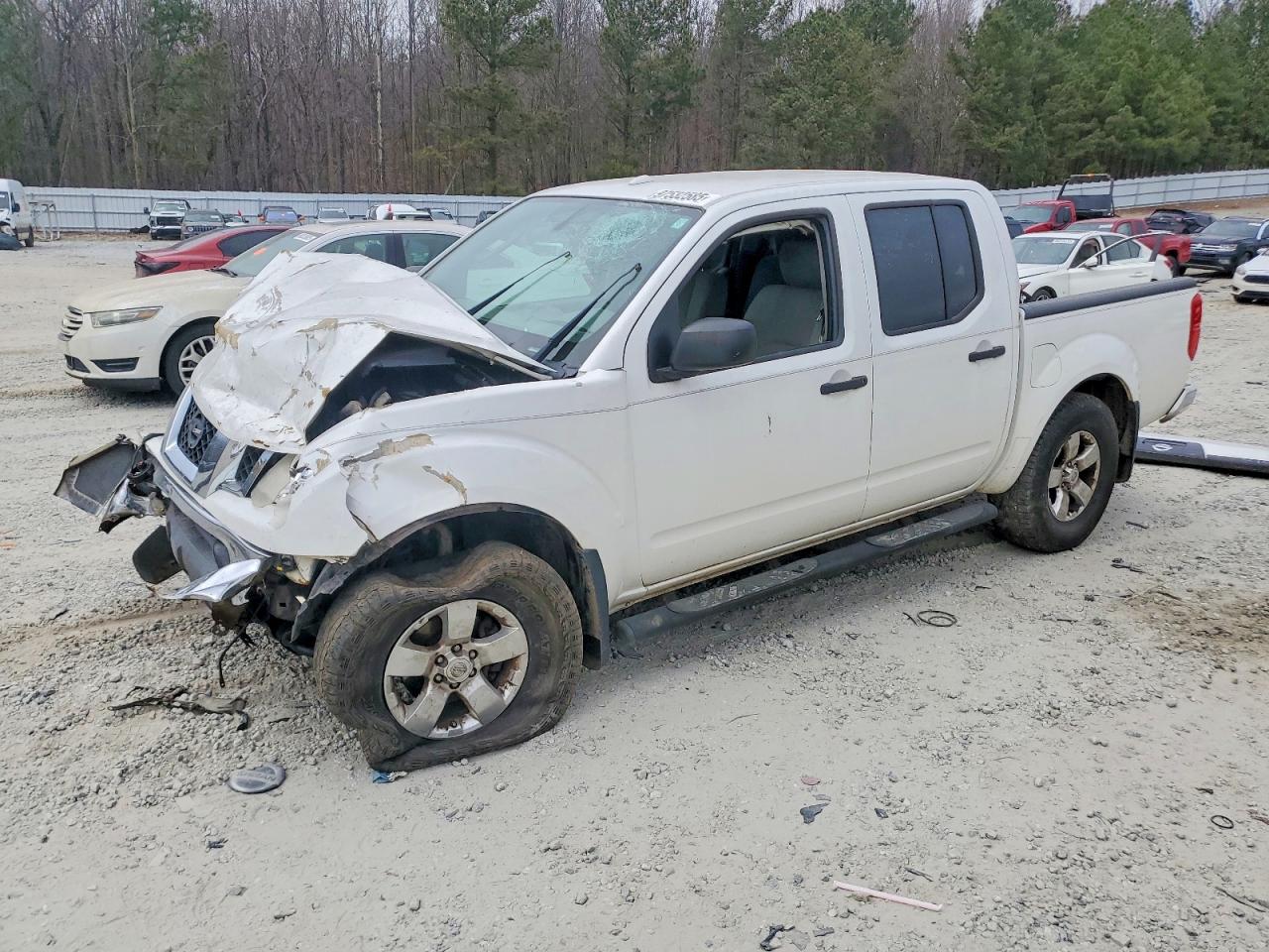 2011 NISSAN FRONTIER