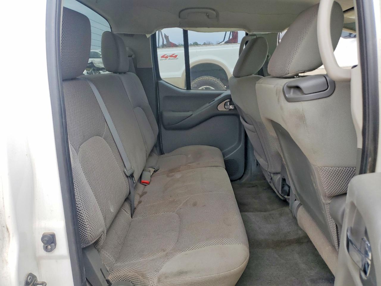 2011 NISSAN FRONTIER S photo 28