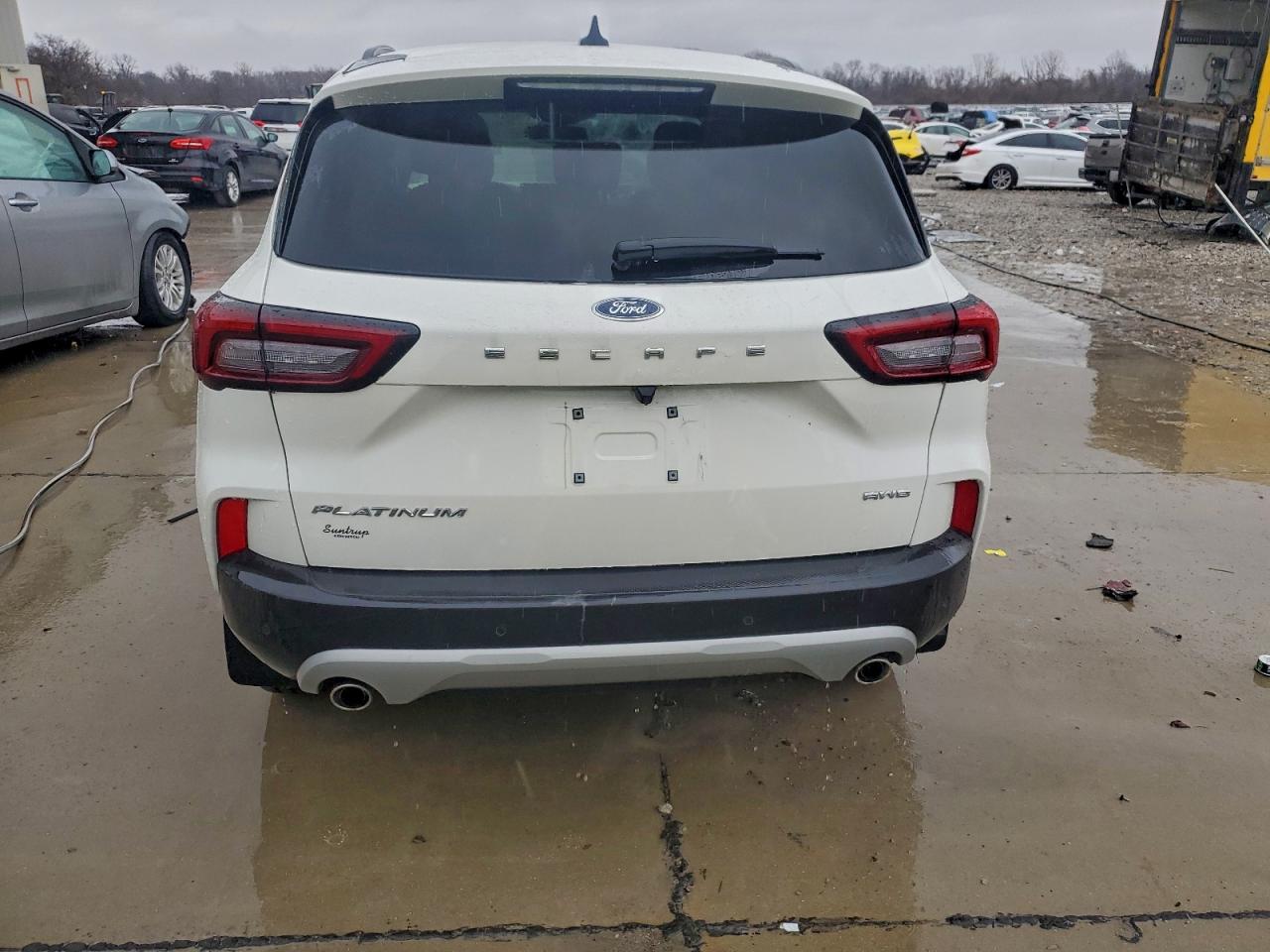 2025 FORD ESCAPE PLATINUM photo 6