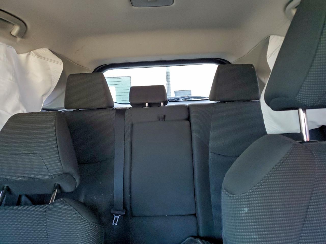 2022 TOYOTA RAV4 LE photo 10