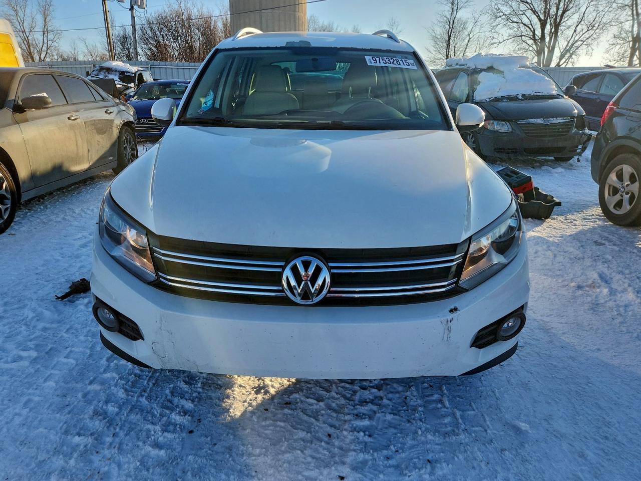 2013 VOLKSWAGEN TIGUAN S photo 9