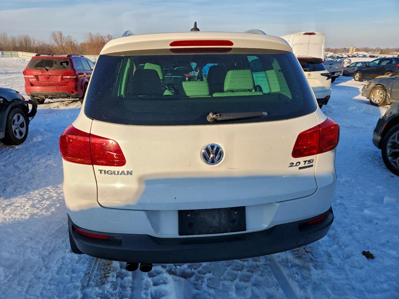 2013 VOLKSWAGEN TIGUAN S photo 11