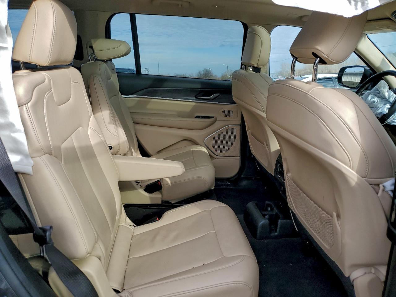 2022 JEEP GRAND CHEROKEE L LIMITED photo 31