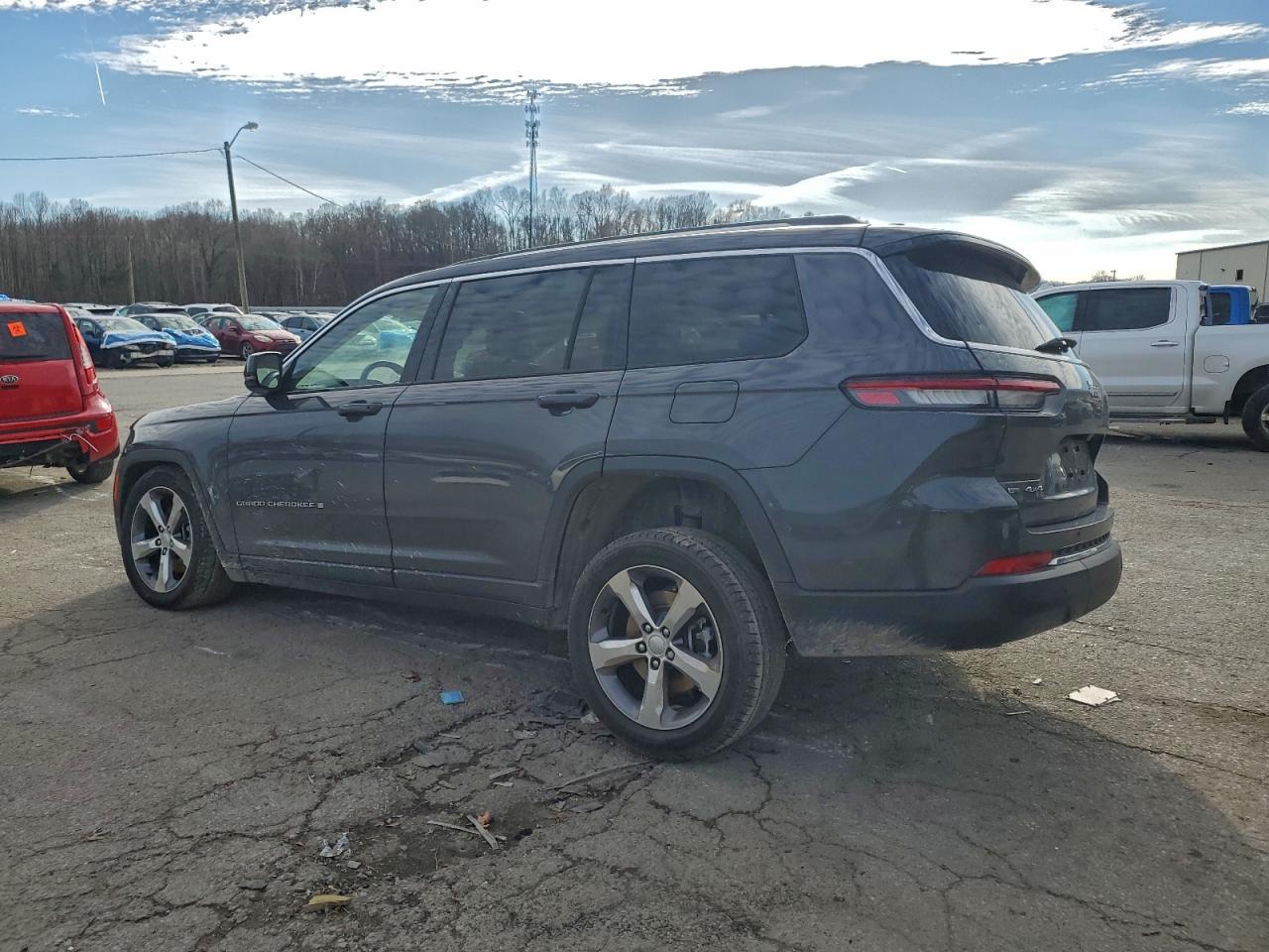 2022 JEEP GRAND CHEROKEE L LIMITED photo 4