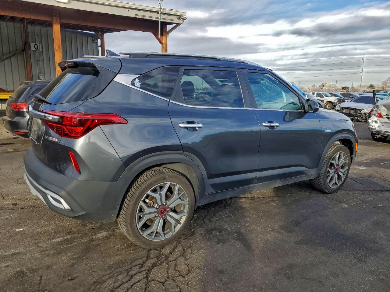 2021 KIA SELTOS SX photo 3