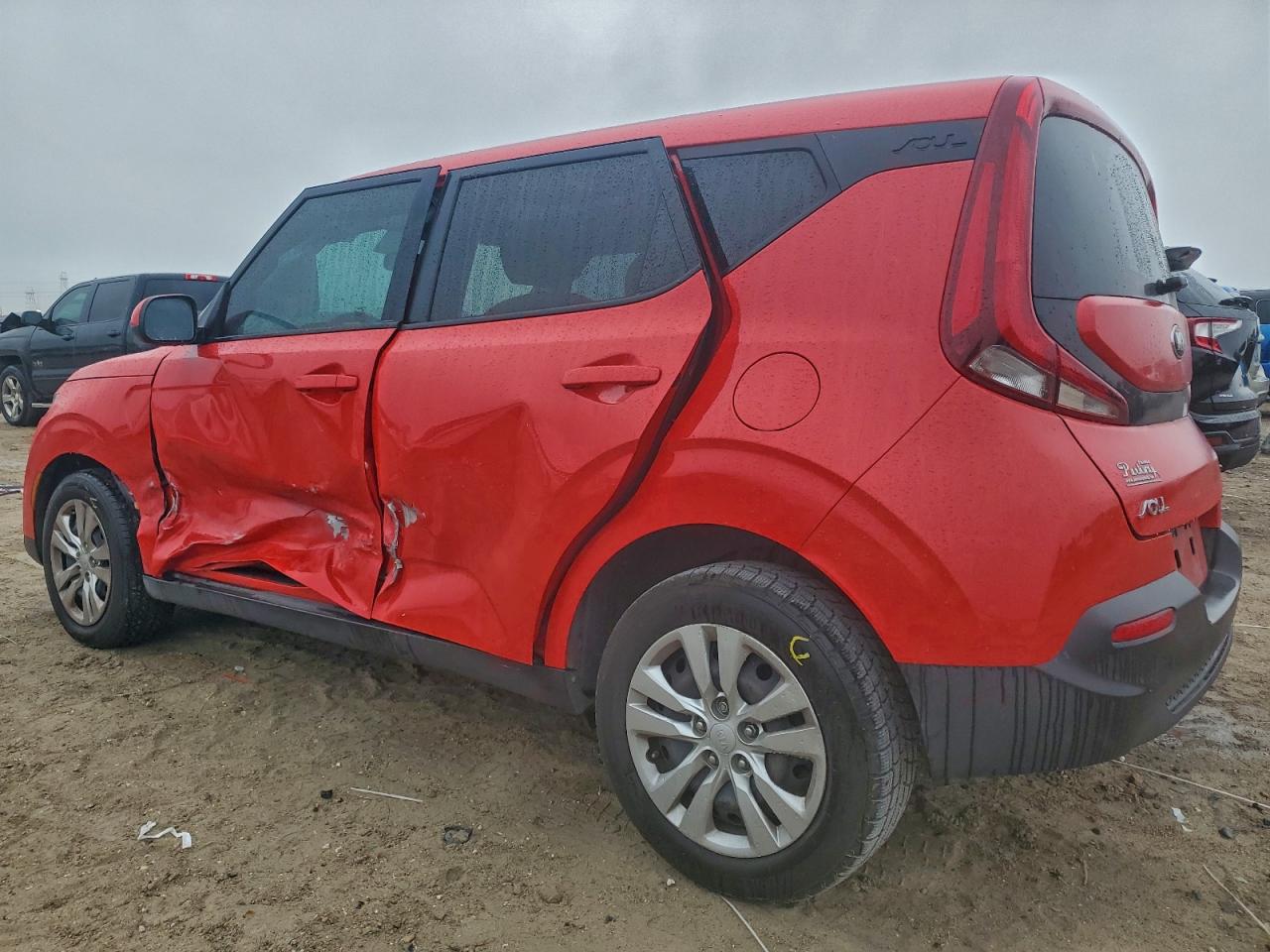 2021 KIA SOUL LX photo 2