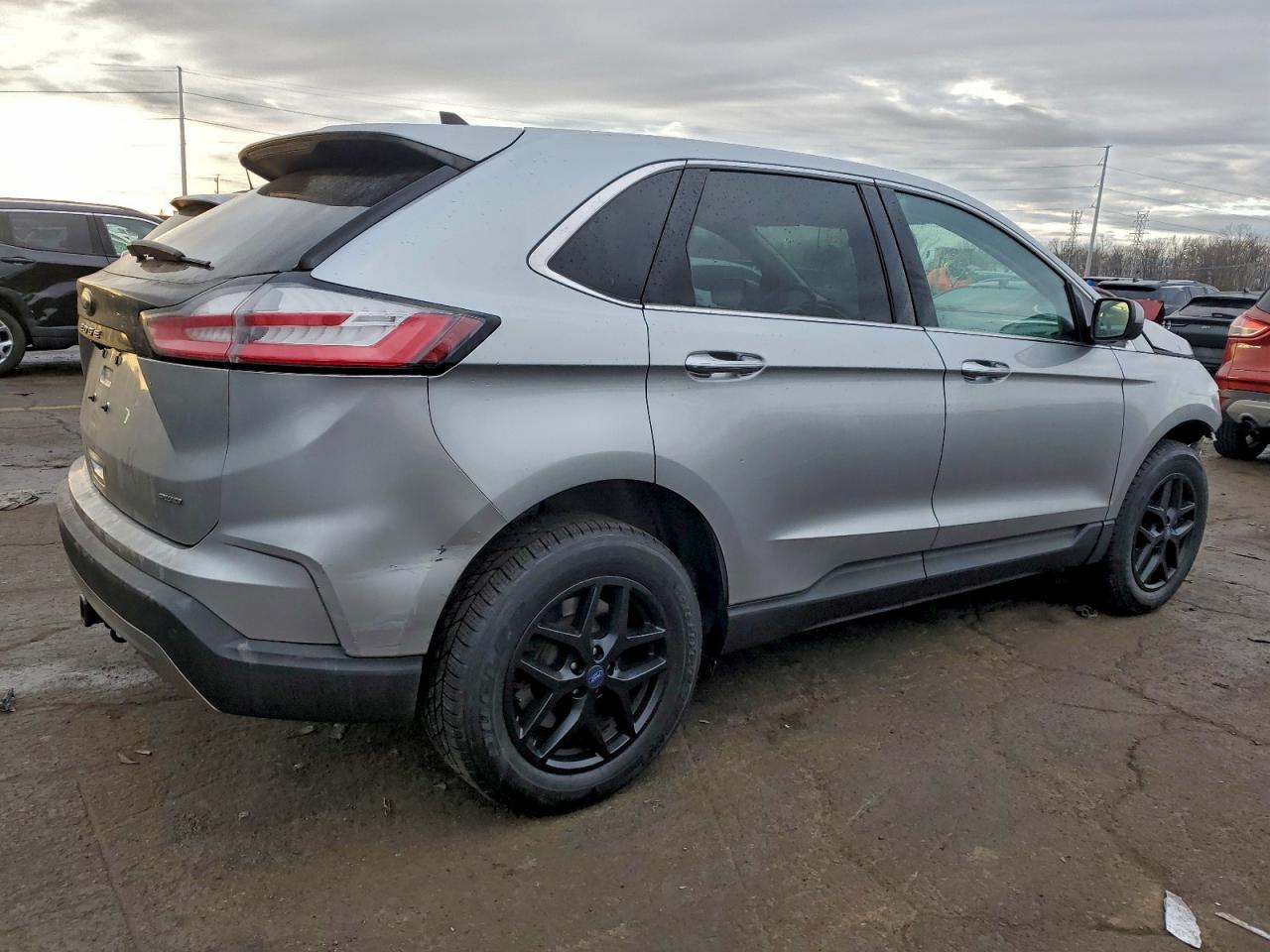 2021 FORD EDGE SEL photo 3