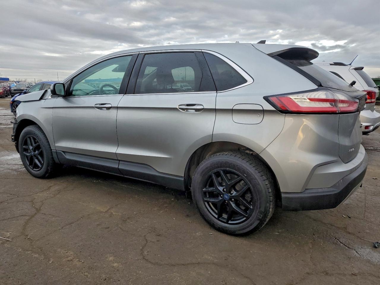 2021 FORD EDGE SEL photo 2