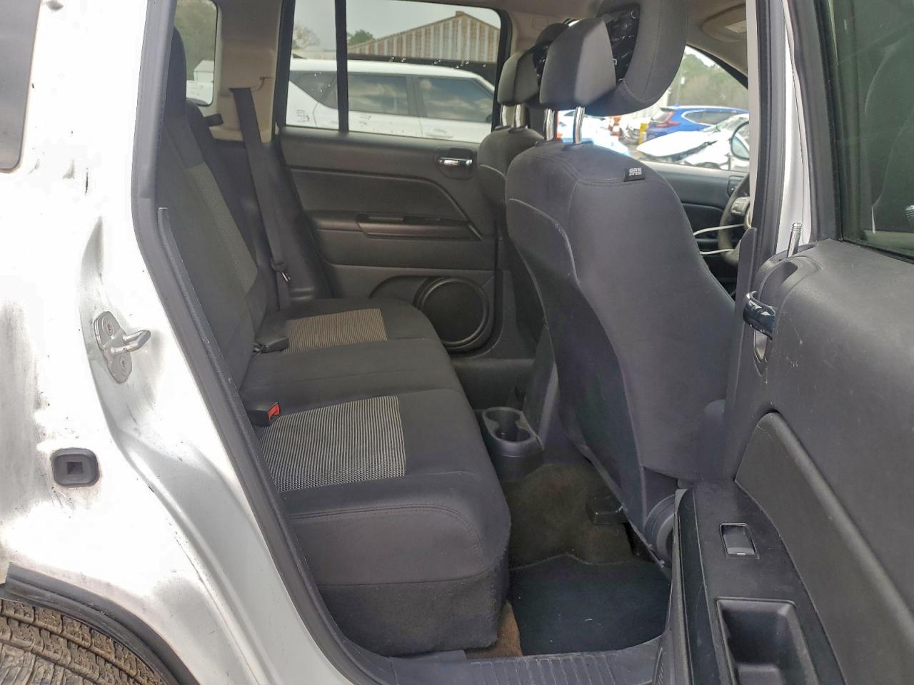 2014 JEEP COMPASS SPORT photo 11