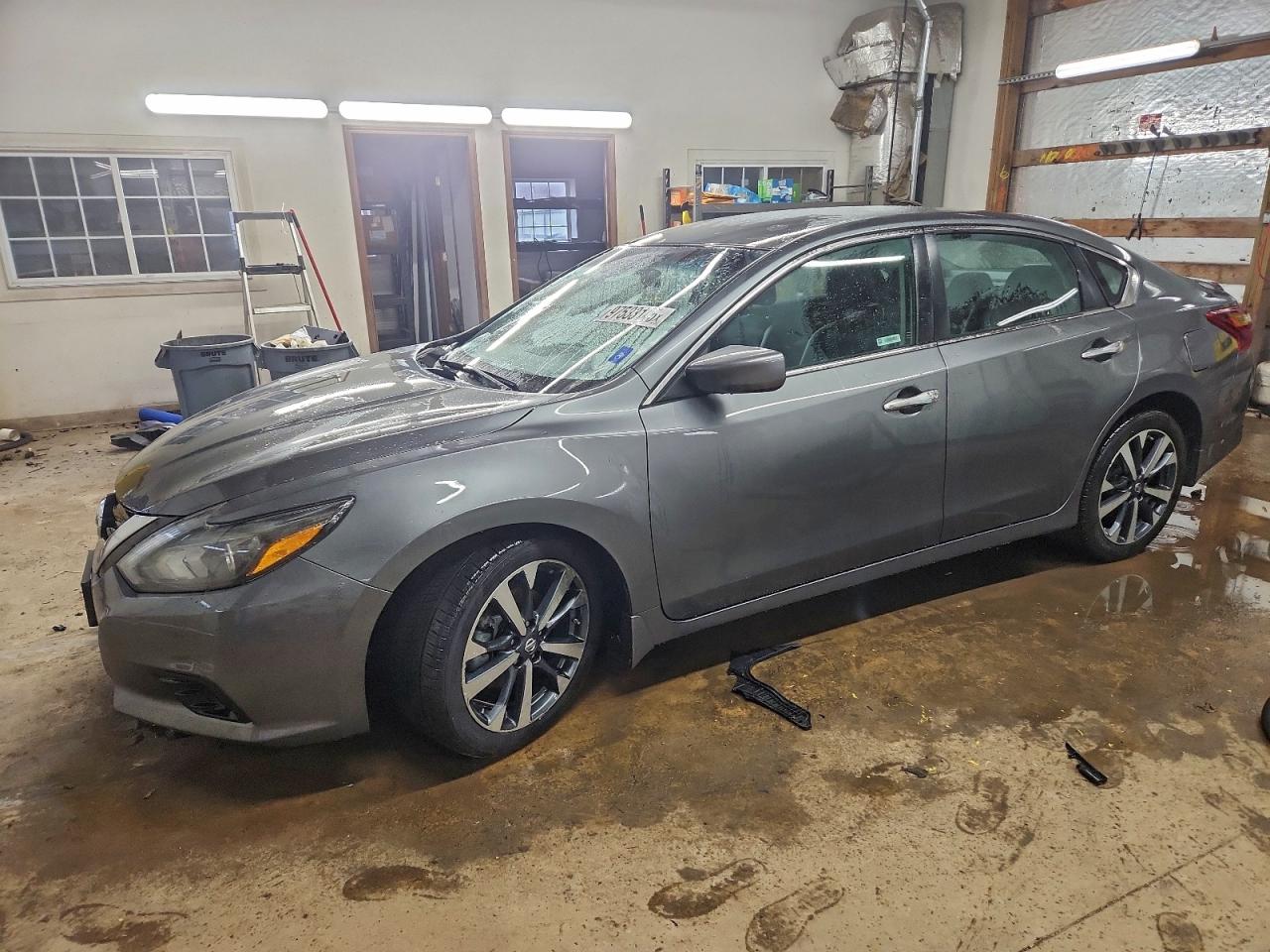 2017 NISSAN ALTIMA