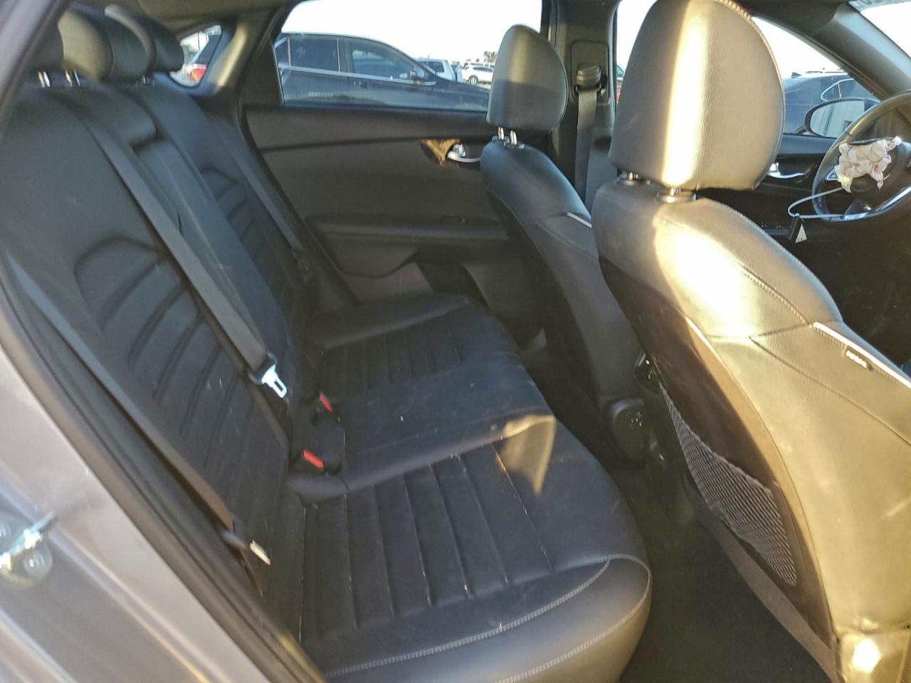 2023 KIA FORTE GT LINE photo 10
