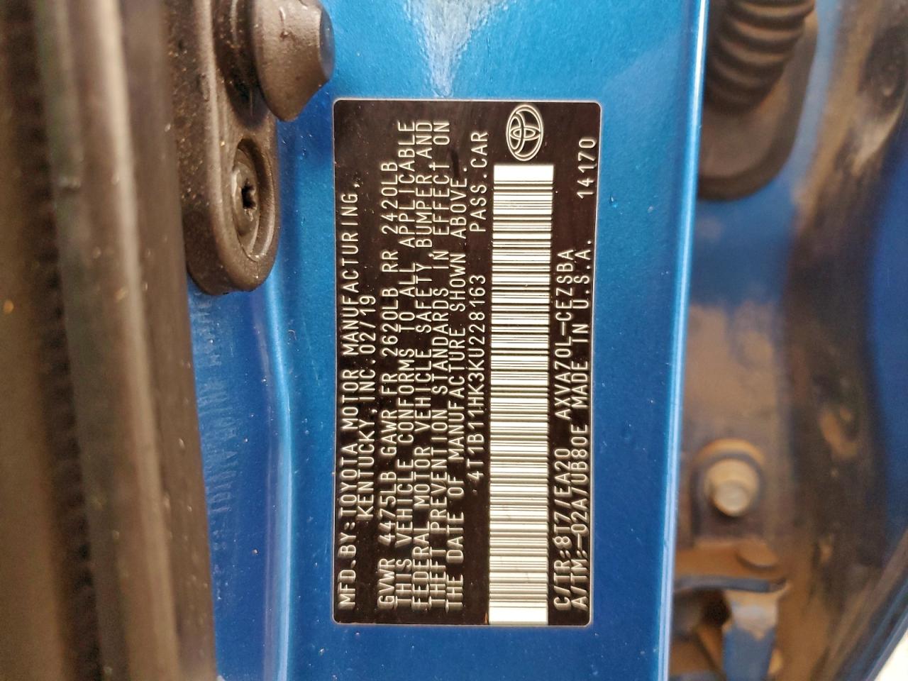 2019 TOYOTA CAMRY L photo 13