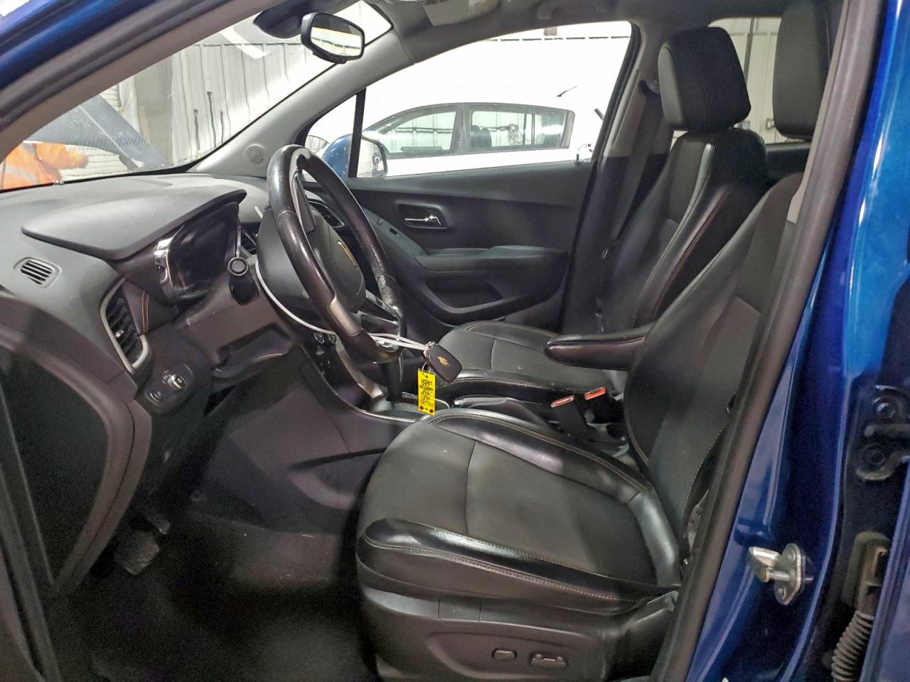 2019 CHEVROLET TRAX 1LT photo 13