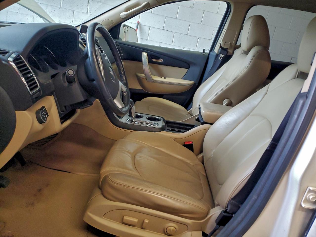 2011 GMC ACADIA SLT-1 photo 13