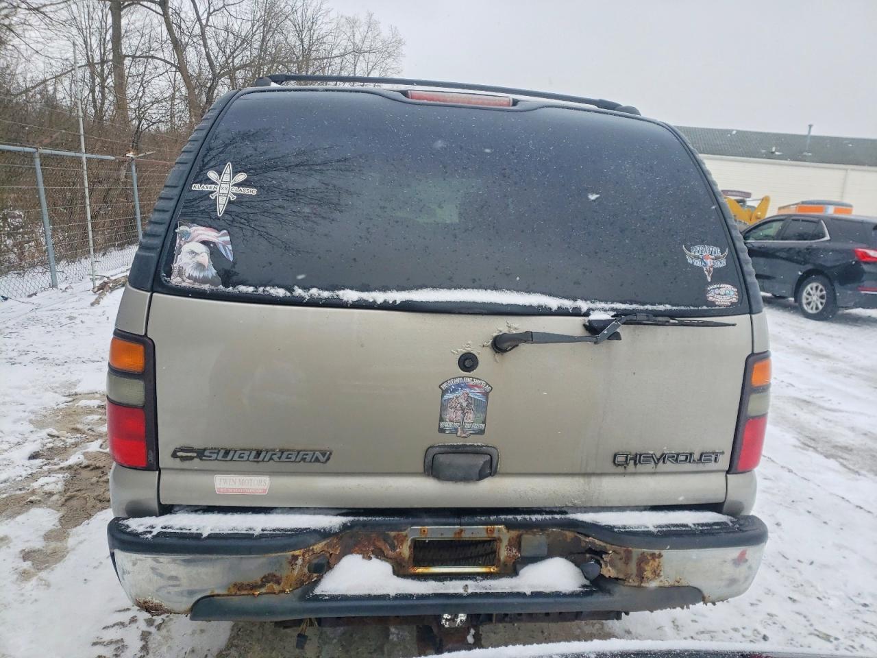 2005 CHEVROLET SUBURBAN K1500 photo 6