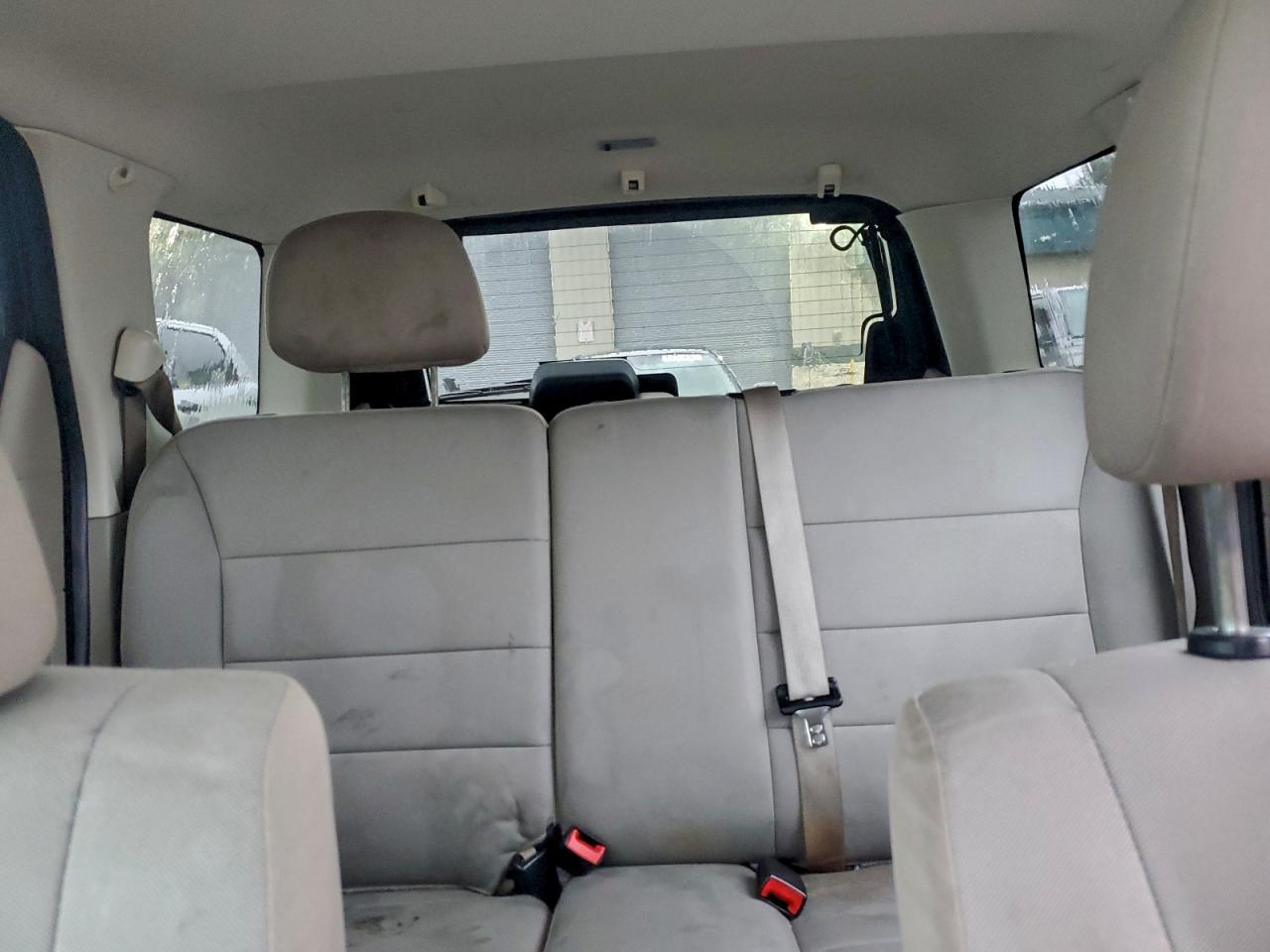 2010 FORD ESCAPE XLT photo 10
