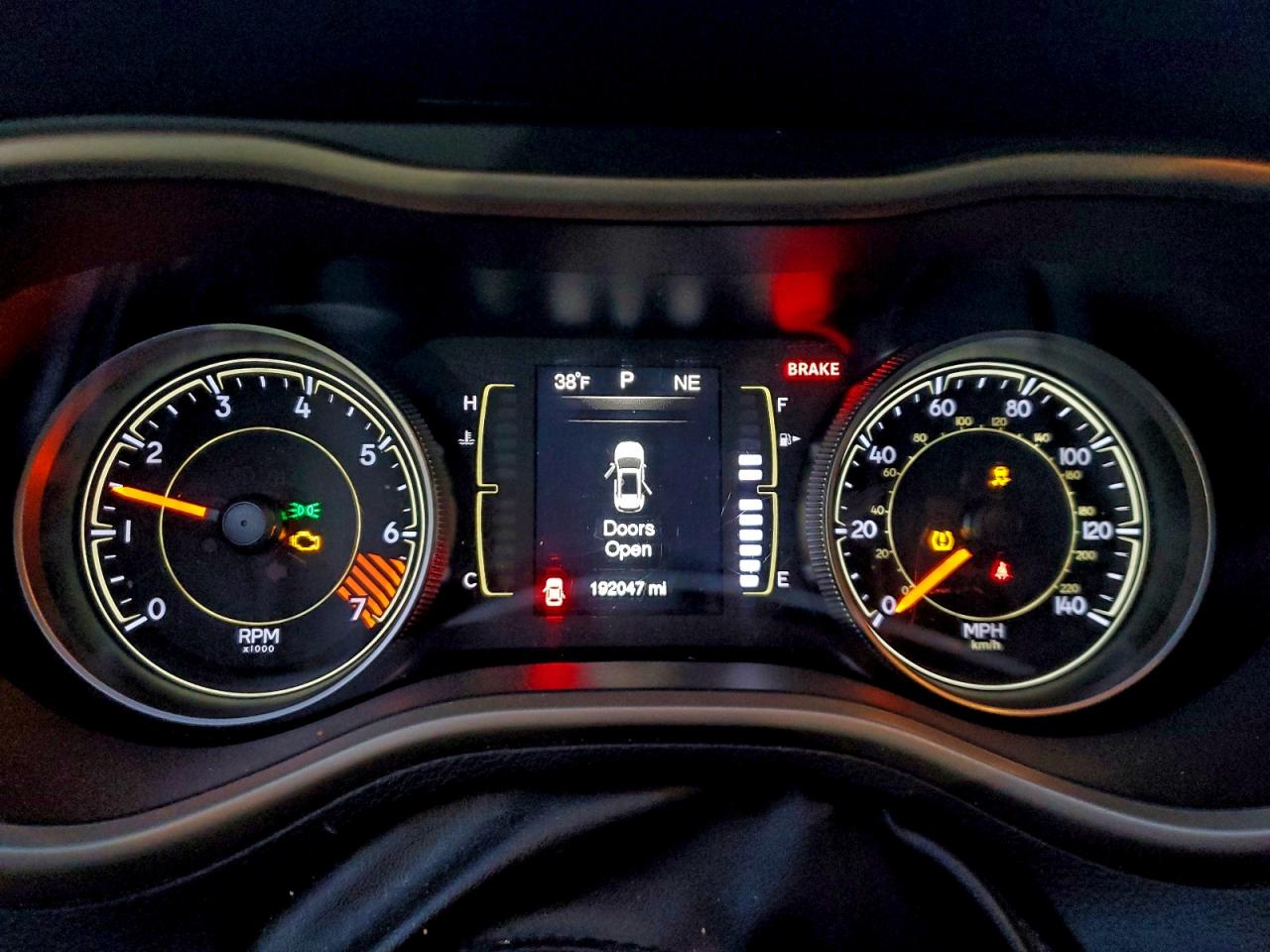 2015 JEEP CHEROKEE LATITUDE photo 9