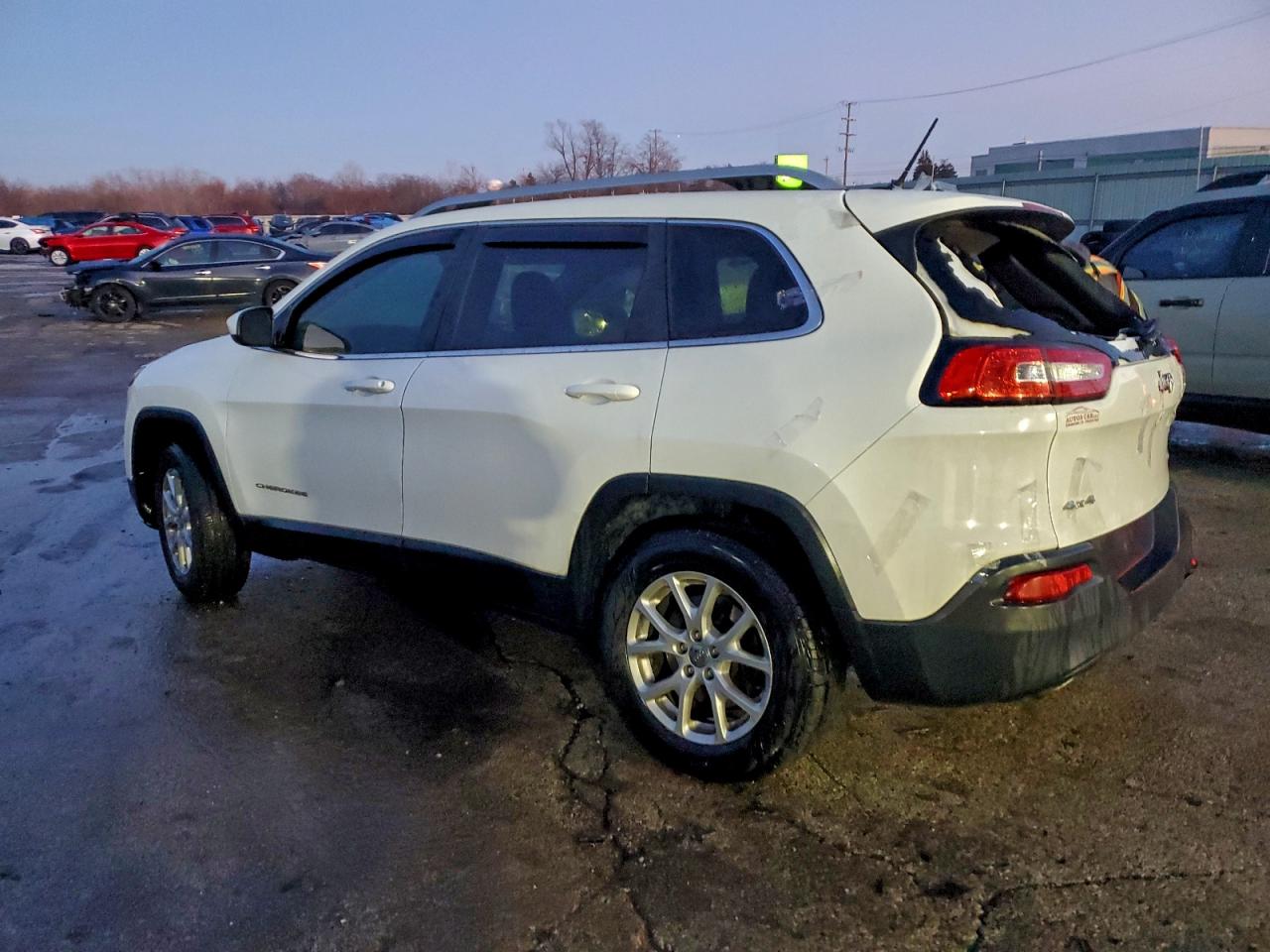 2015 JEEP CHEROKEE LATITUDE photo 2