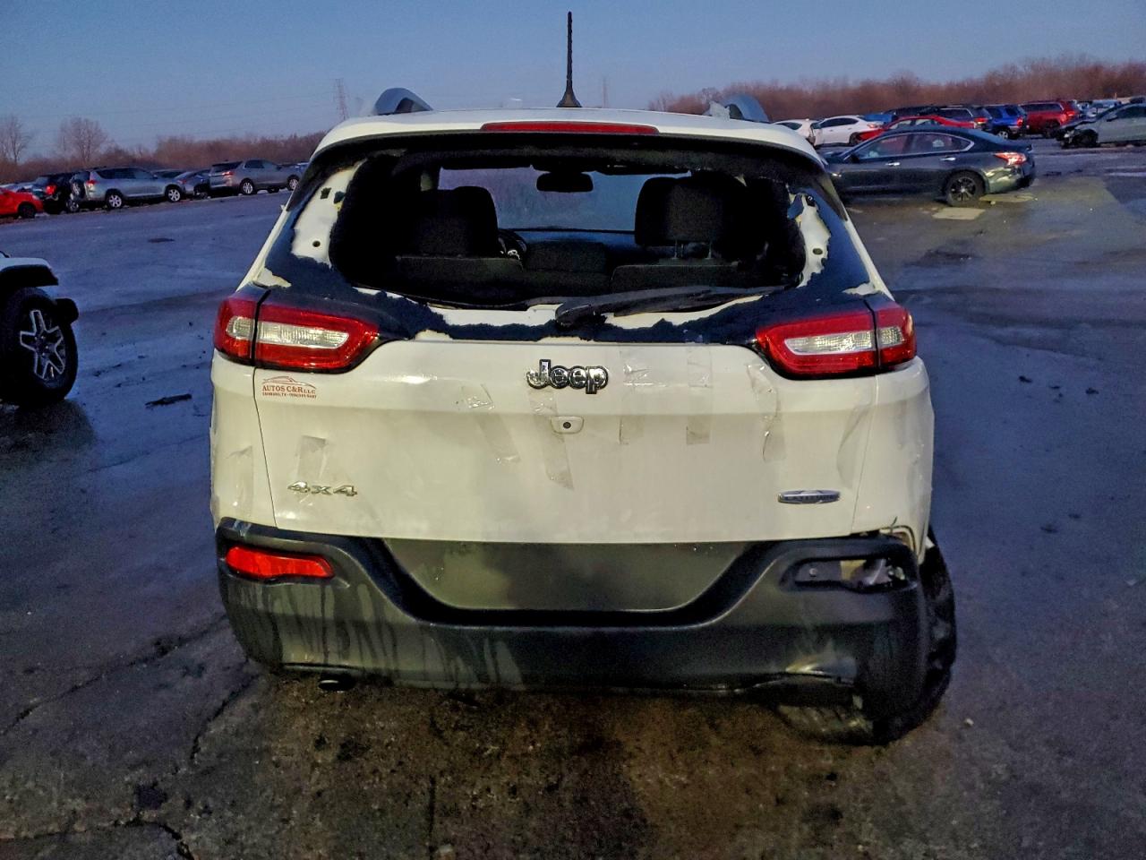 2015 JEEP CHEROKEE LATITUDE photo 6