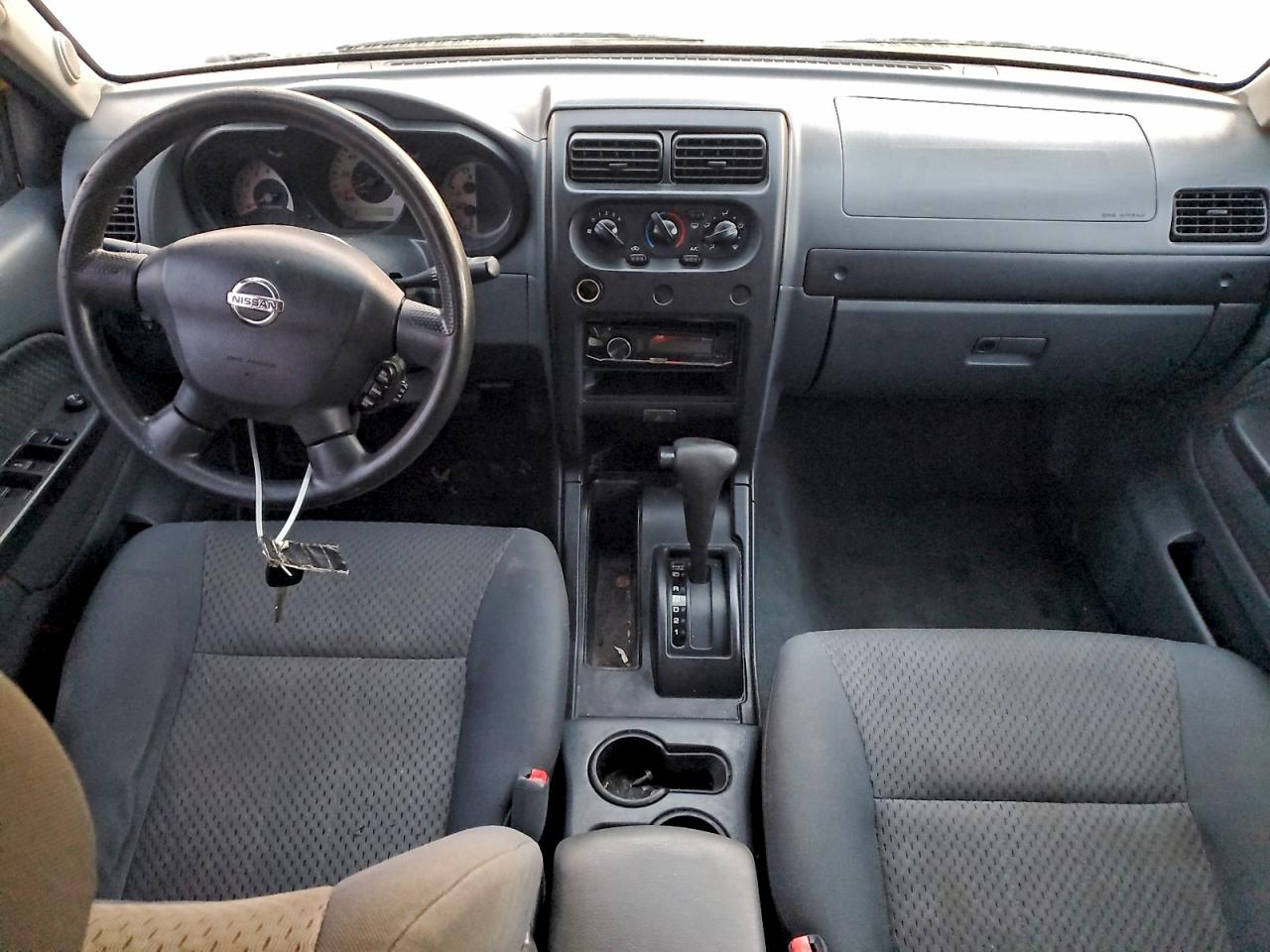2004 NISSAN XTERRA XE photo 8