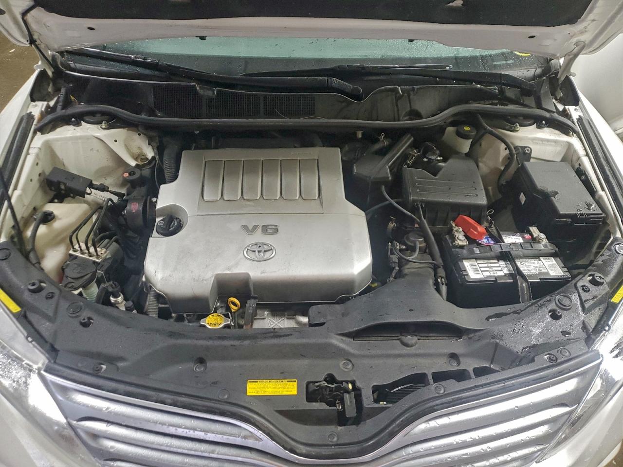 2011 TOYOTA VENZA photo 11