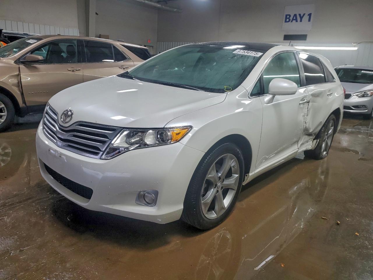 2011 TOYOTA VENZA