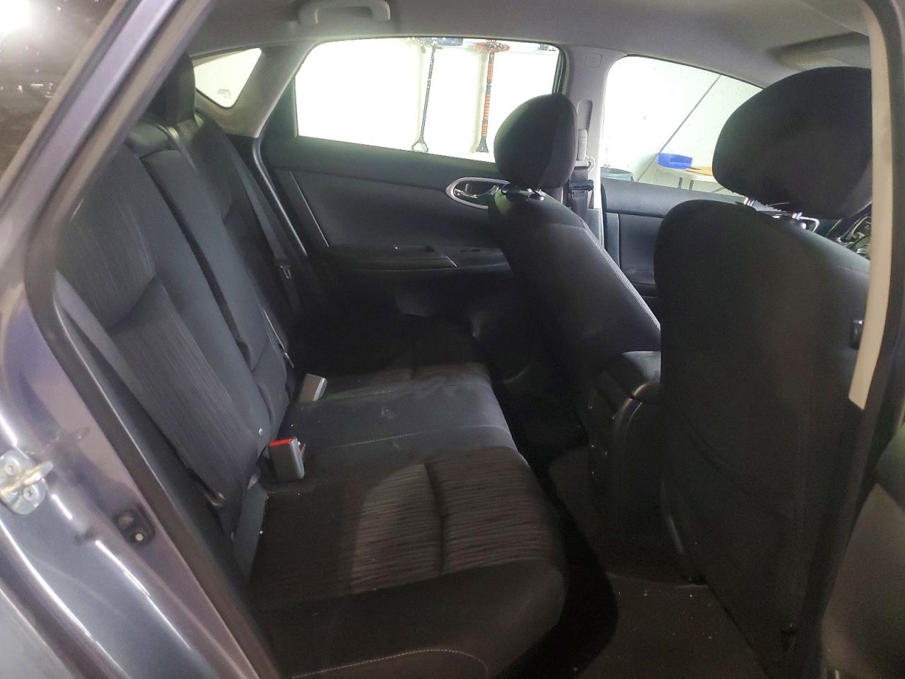 2019 NISSAN SENTRA S photo 10