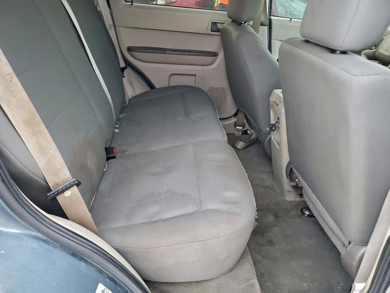 2011 FORD ESCAPE XLS photo 11