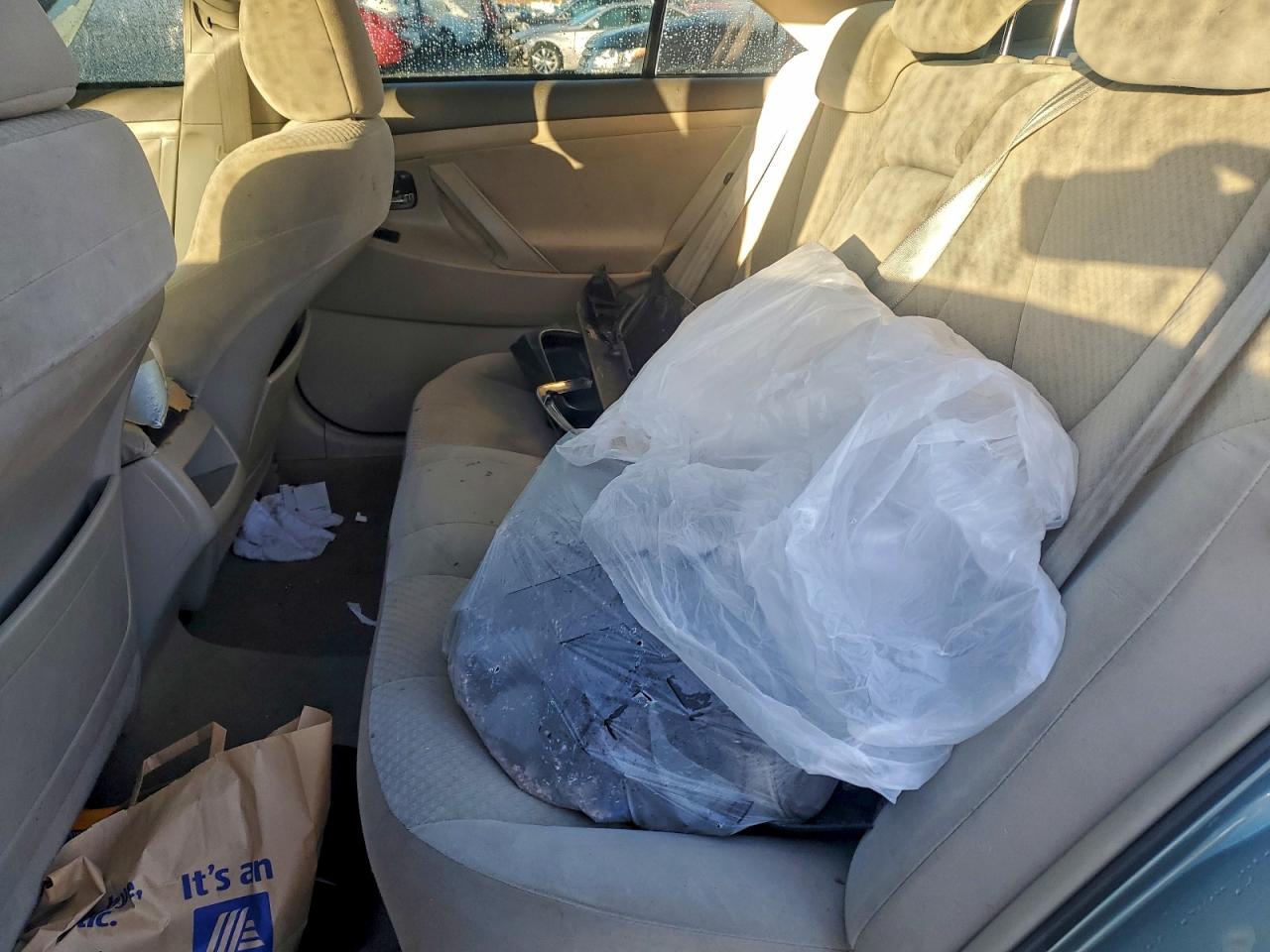 2009 TOYOTA CAMRY BASE photo 10