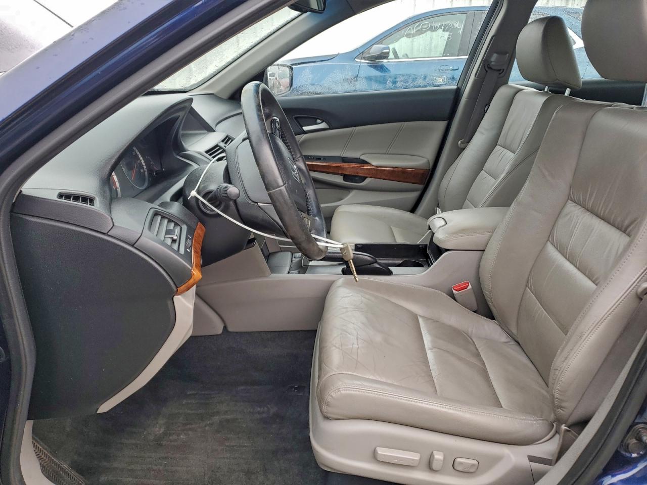2011 HONDA ACCORD EXL photo 7
