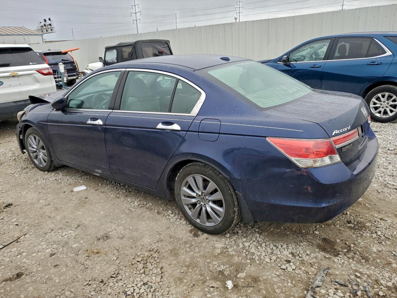 2011 HONDA ACCORD EXL photo 2