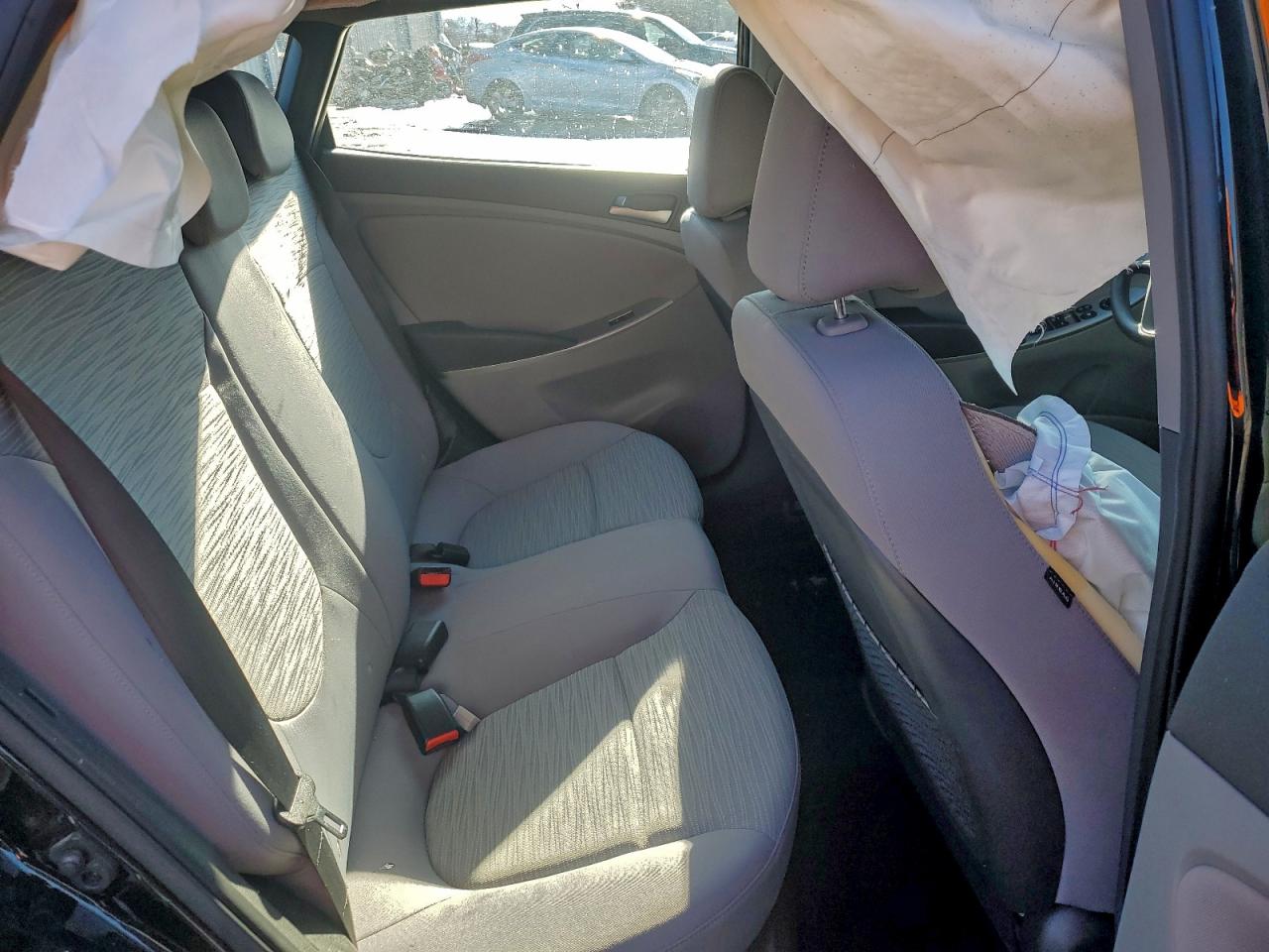 2017 HYUNDAI ACCENT SE photo 10