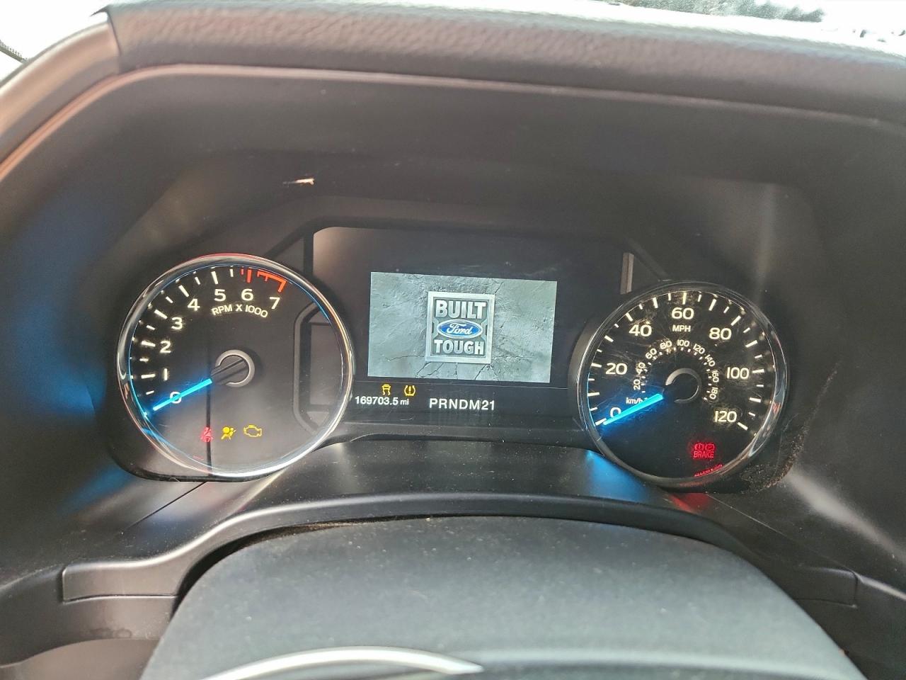2017 FORD F150 SUPERCREW photo 9