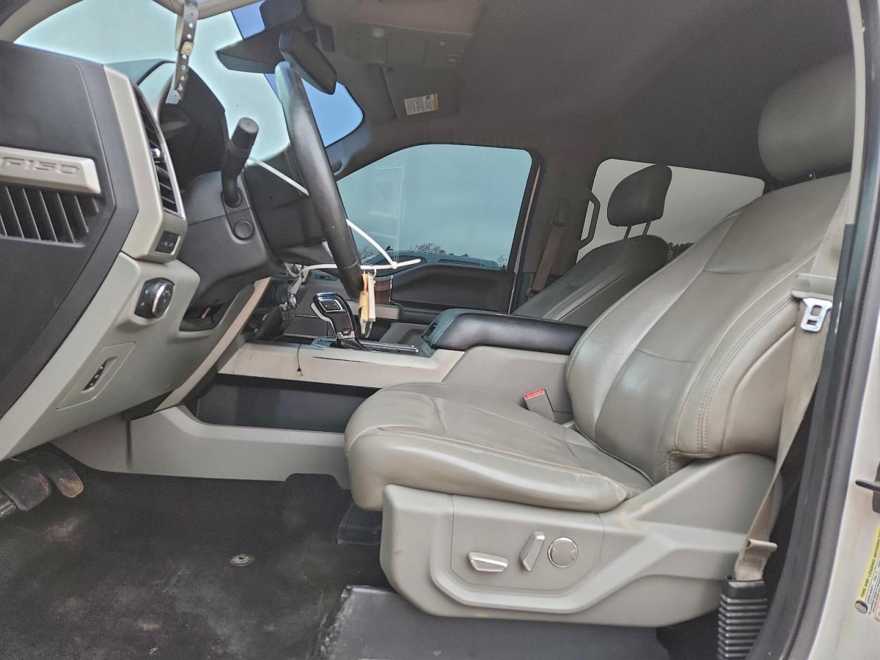 2017 FORD F150 SUPERCREW photo 7