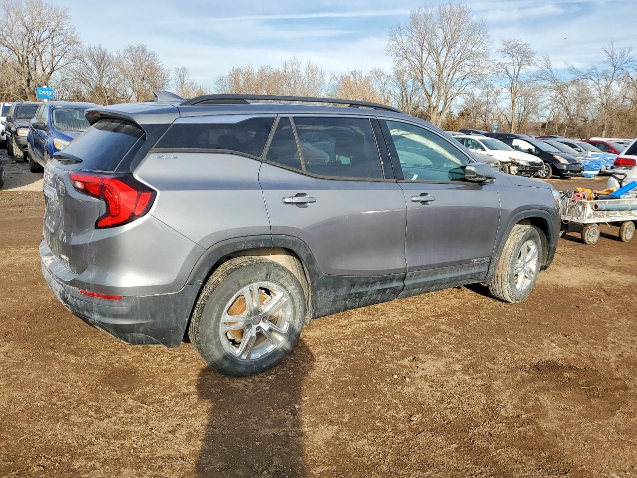 2019 GMC TERRAIN SLE photo 5