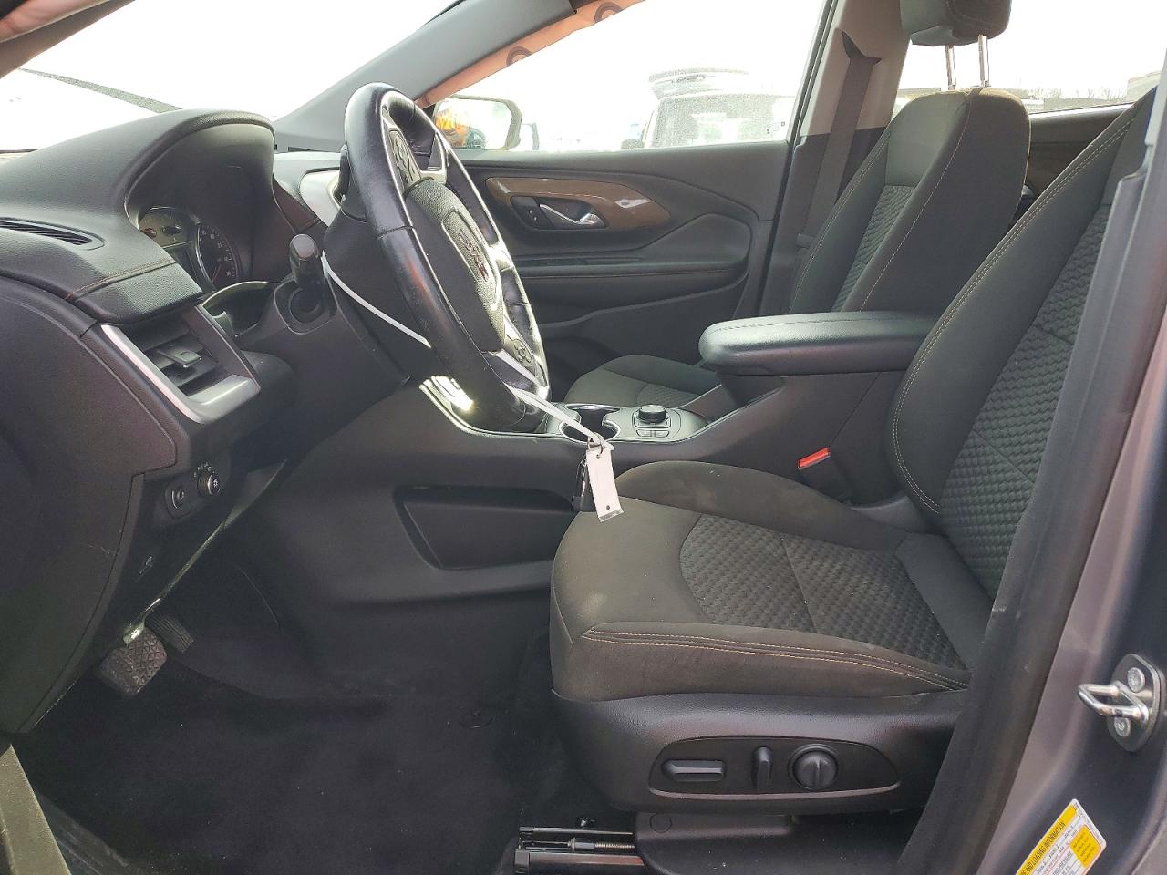 2019 GMC TERRAIN SLE photo 13