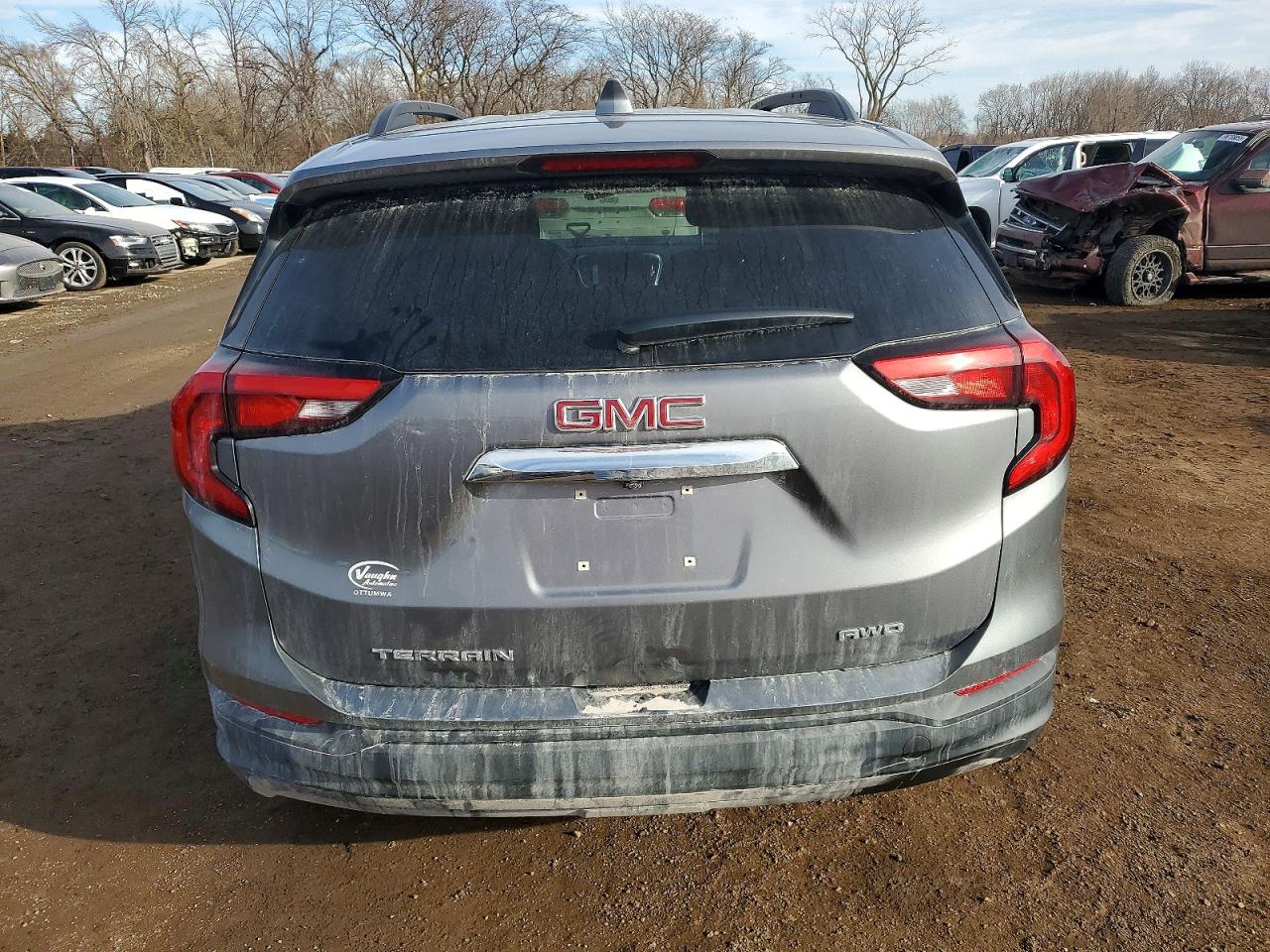 2019 GMC TERRAIN SLE photo 11