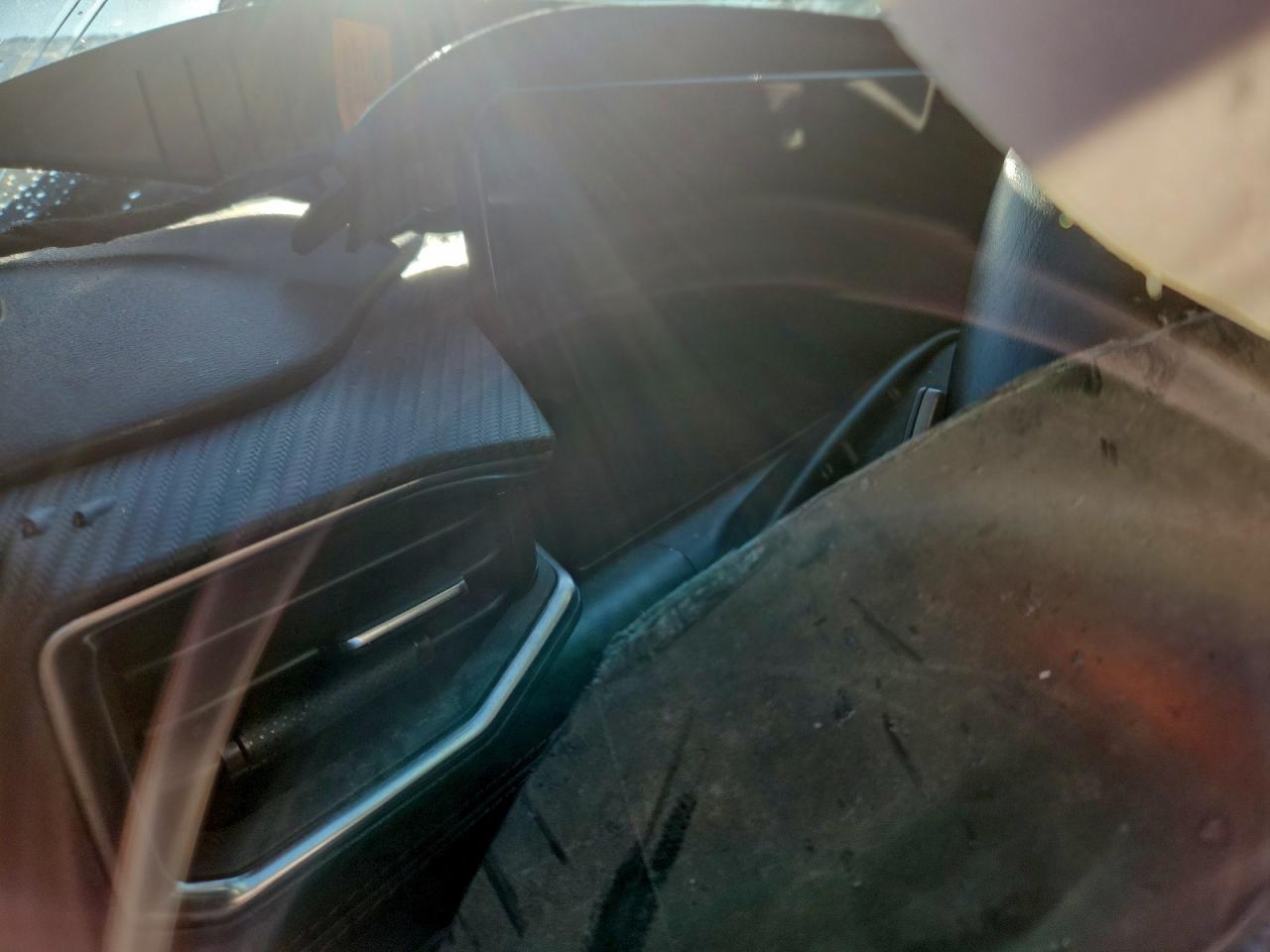 2024 FORD MUSTANG GT photo 9