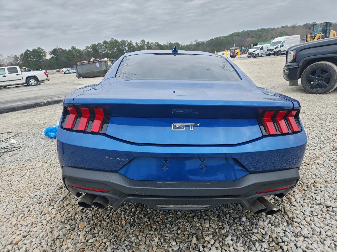 2024 FORD MUSTANG GT photo 6