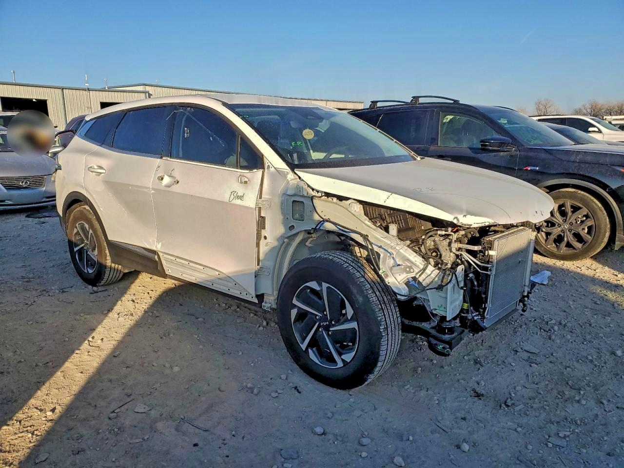 2025 KIA SPORTAGE LX photo 4