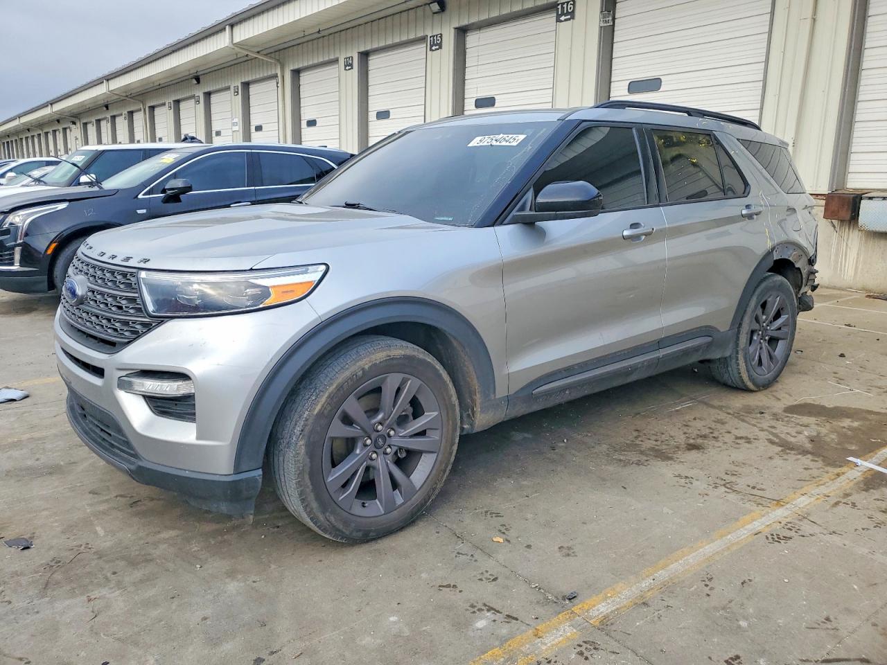 2023 FORD EXPLORER XLT — REAR END damage — photo 1