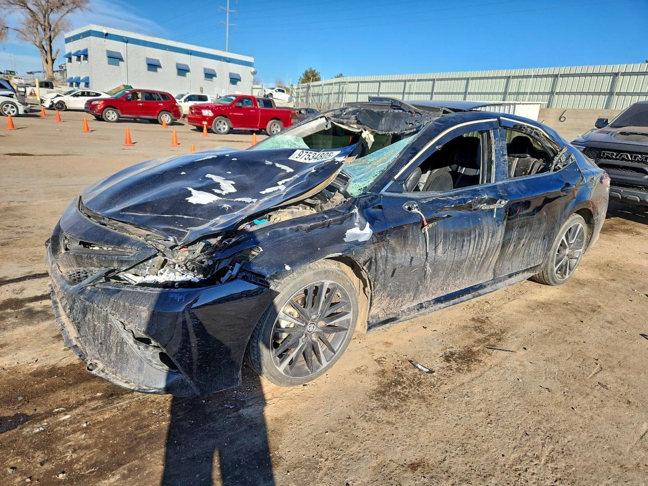 2018 TOYOTA CAMRY