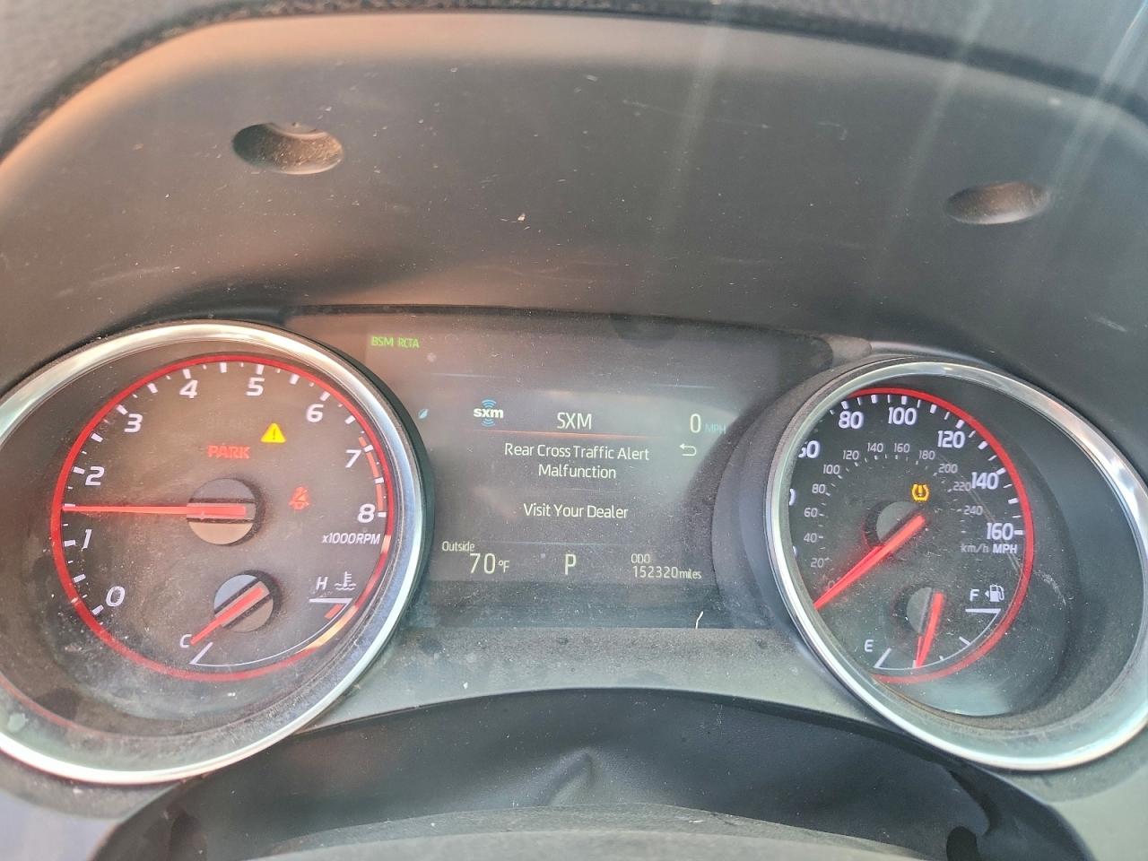 2018 TOYOTA CAMRY XSE photo 9