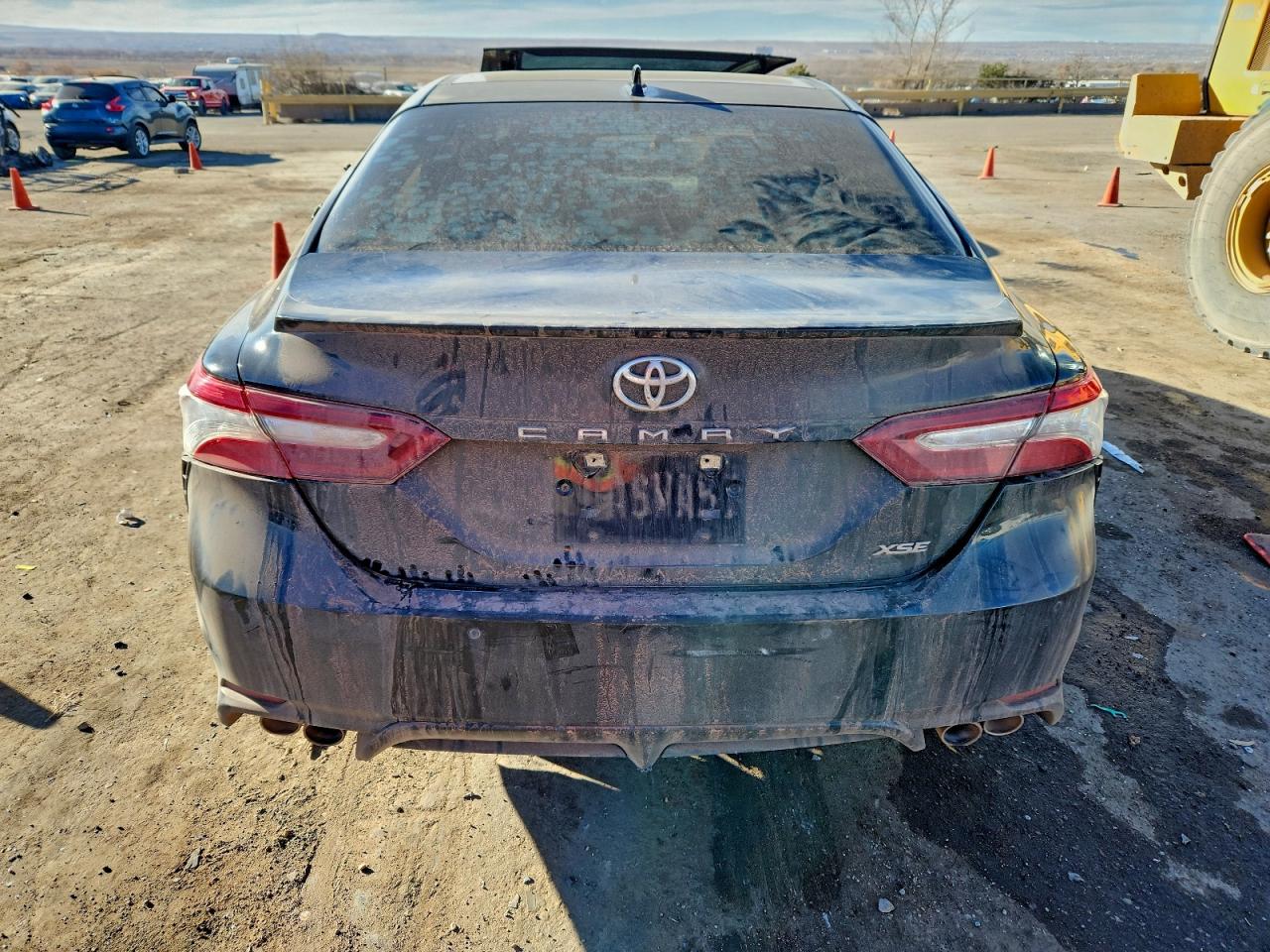 2018 TOYOTA CAMRY XSE photo 6