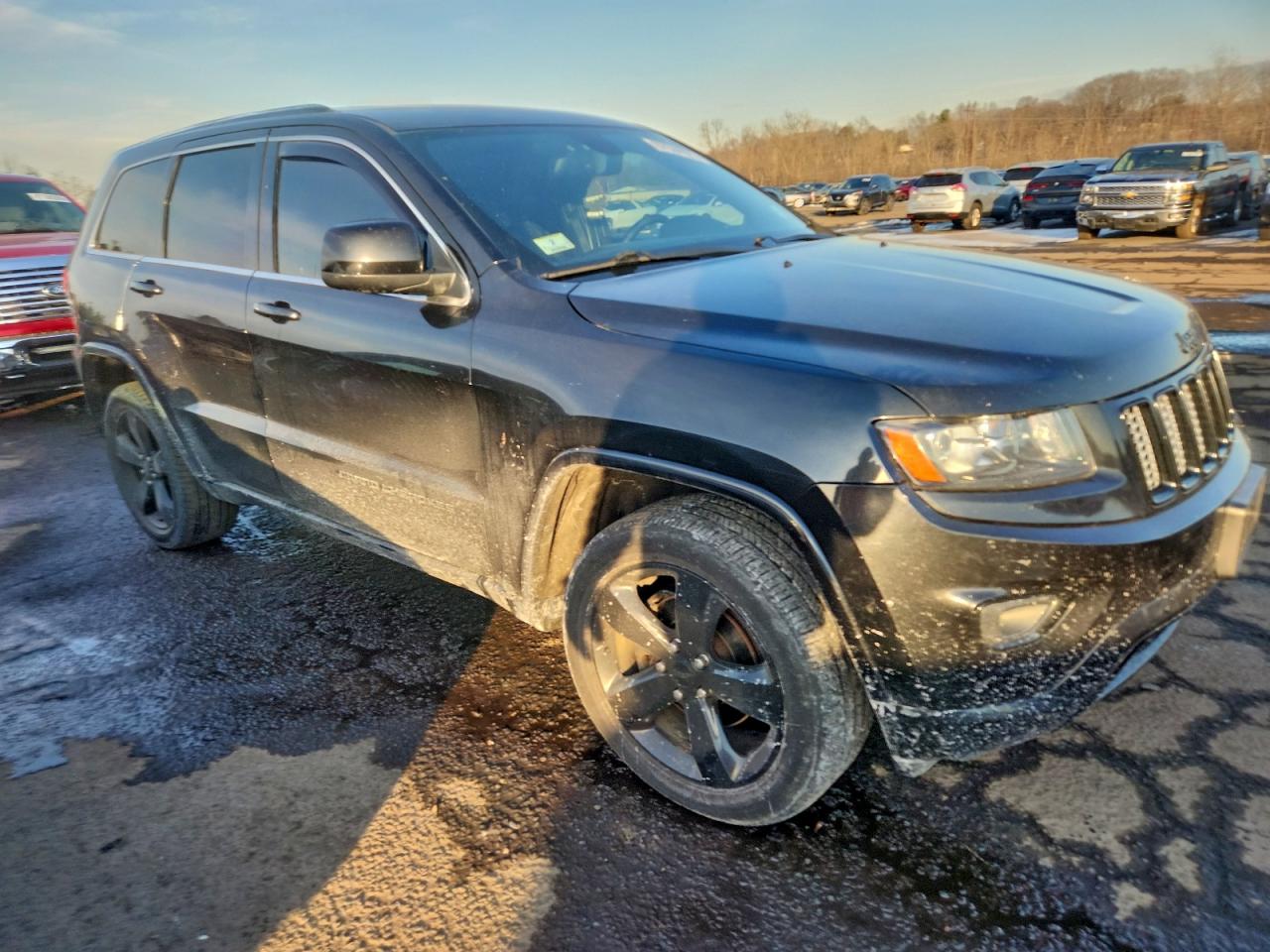 2014 JEEP GRAND CHEROKEE LAREDO photo 4