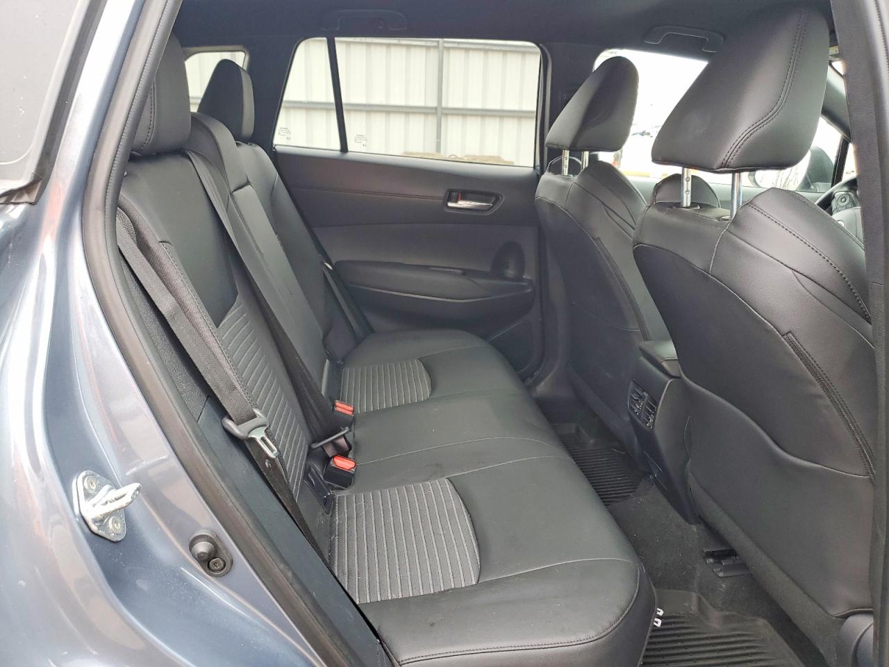 2023 TOYOTA COROLLA CROSS LE photo 10