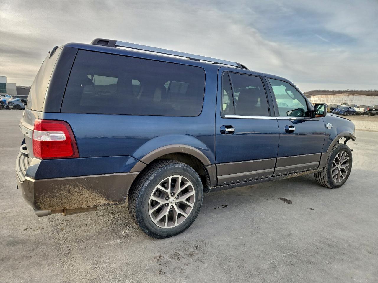 2016 FORD EXPEDITION EL XLT photo 3