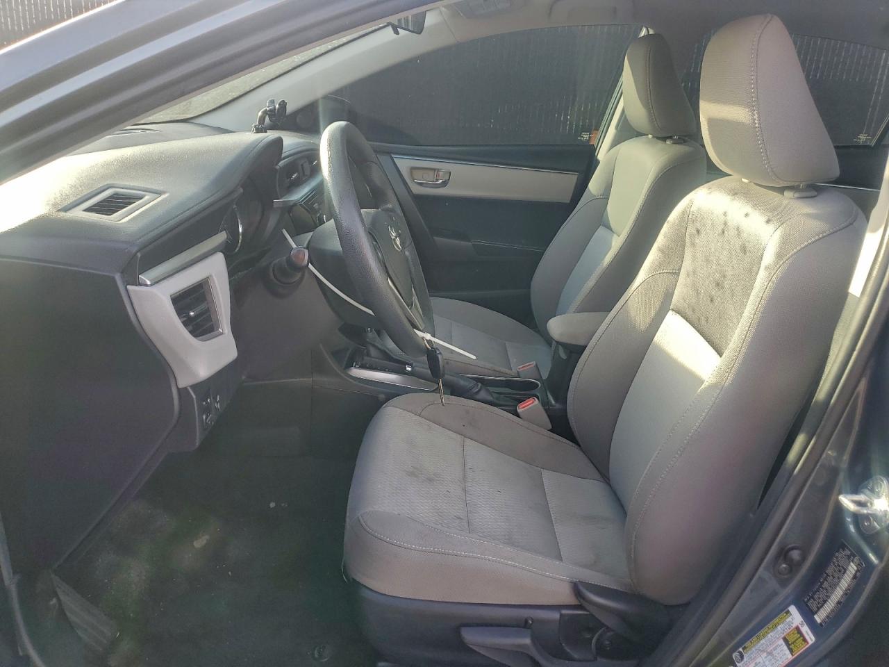 2016 TOYOTA COROLLA LE photo 7
